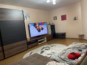 Apartament cu 2 camere, zona Florilor Floresti