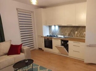 Apartament cu 3 camere de vanzare in Floresti