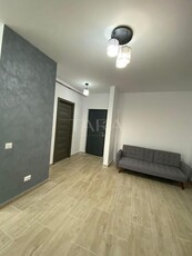 Apartament cu 3 camere de vanzare in zona BMW si Metro