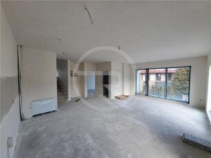 Apartament cu 4 camere, 110 mp utili, Scara Interioara, situat in cartierul Zorilor!