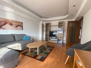 Apartament de 2 camere, 60 mp, decomandat, balcon, metrou, zona Obor