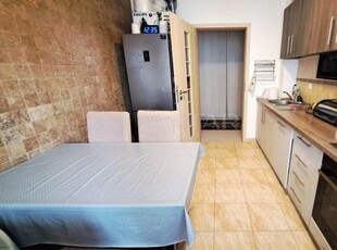 Apartament decomandat, 3 camere, cartier Europa