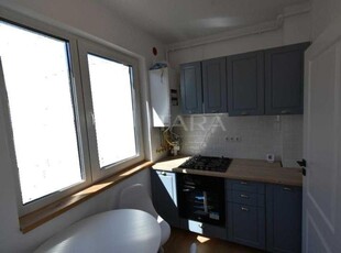 Apartament Modern cu 3 Camere in Zona Parcul Poligon, Floresti