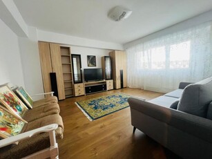 De inchiriat apartament 3 camere Piata Cipariu