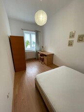 De inchiriat apartament cu 2 camere langa Parcul Central