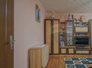 De vanzare apartament 3 camere - comision 0% cumparator