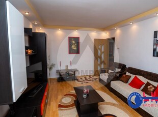 ID 353 Apartament 3 camere de inchiriat