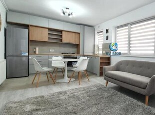 Inchiriem Apartament 2 Camere, Modern, Studio, Tractorul