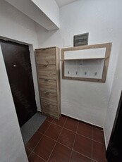 Inchiriez apartament cu 2 camere