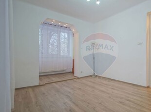 Apartament 2 camere - de închiriat - str. Toamnei/ Centrul Civic