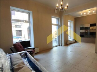 Spatiu comercial de inchiriat zona centrala str. Mihai Eminescu