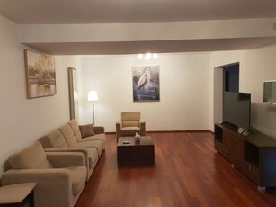 VILA SUPERBA, 4 CAMERE ZONA PIPERA!