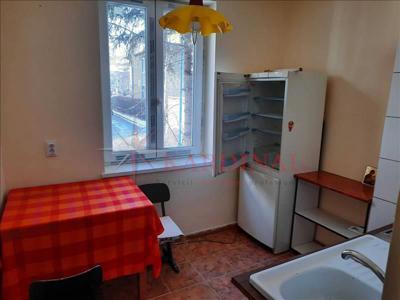 Apartament 2 camere, structura decomandata, Tractorul, Brasov