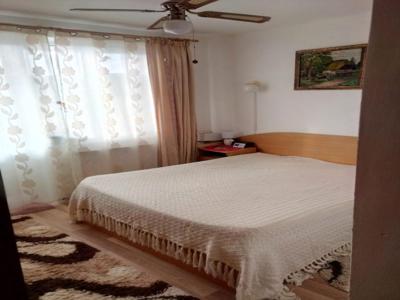 Apartament 3 camere decomandat D-va 1