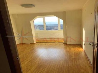 Apartament 3 camere Gemenii