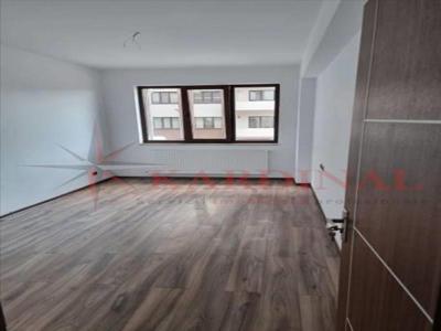 Apartament 4 camere structura mare, Tractorul