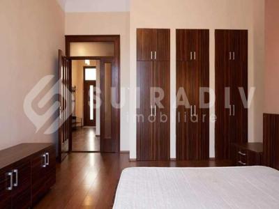 Apartament semidecomandat de inchiriat, cu 3 camere, in zona Semicentrala, Cluj Napoca S13786