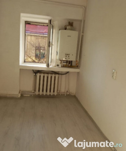 Apartament 3 camere decomandat, zona Gării Iași