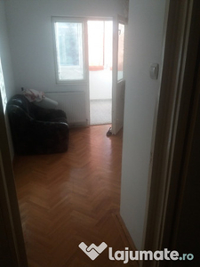 Apartament 4 camere, insorit in Tractorul, Brasov
