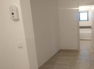 55000euro! Bloc nou!Apartament 1 camera,dec,et 2/4,lift!