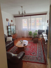 Apartament cu 3 camere