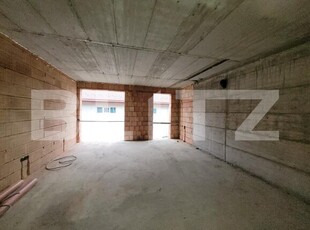 Apartament de vanzare, de 2 camere, semidecomandat, bloc nou, zona Pod IRA