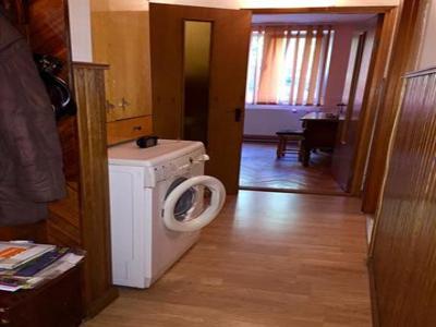 De vanzare apartament 3 camere Negru Voda