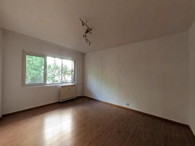 Inchiriere Apartament 4 camere Decebal