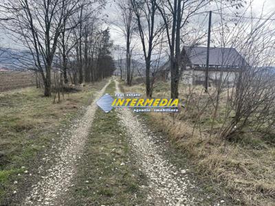 Teren intravilan de vanzare in suprafata de 800 mp in Ighiu