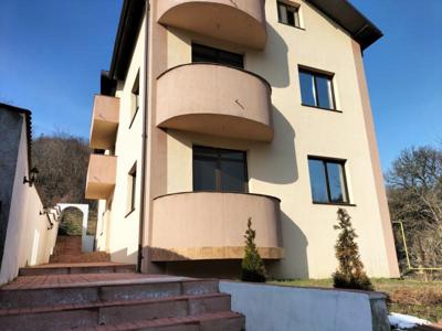 Vila pretabila afacere (camin de batrani, pensiuni) Stefanesti