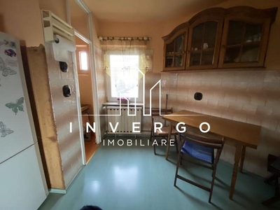 Apartament, 3 camere, de vanzare, in Velenta