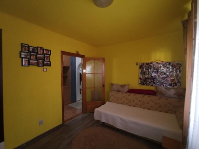 Apartament 3 camere zona Bucovina Cofetaria Maria