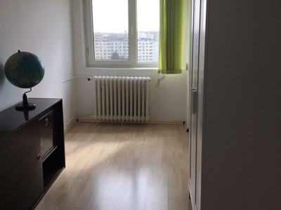 Apartament 4 camere Pantelimon, Mega Mall, particular