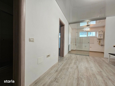 Apartament cu 2 camere compartimentare cu sticla