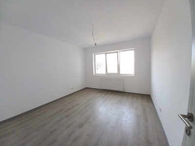 Apartament Studio 44 MP Metrou Aparatorii Patriei 10 Minute