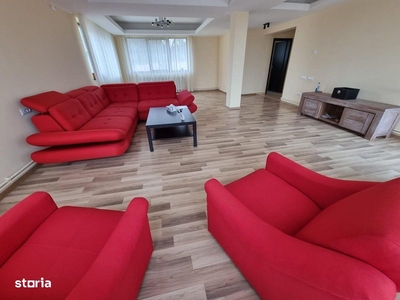 Apartament boem la conac de inchiriat–2cam-curte-Trei Stejari-Sibiu