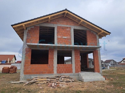 Casa in constructie cu etaj, de vanzare, in Cihei, Bihor