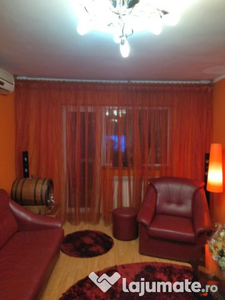 Particular apartament 3 camere zona Lujerului