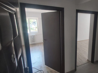 Podu Ros apartament mp , 3 camere, , de vanzare,