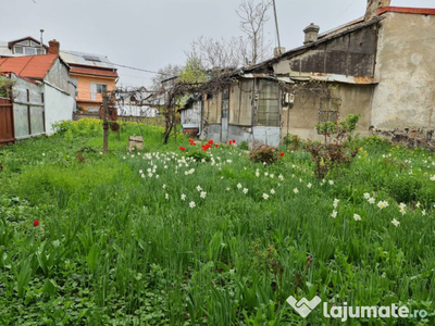 Teren Giuleşti - 320 mp - 12 m deschidere la două străzi