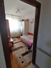 Apartament 4 camere