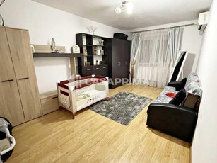 Apartament cu 2 camere, decomandat, Mircea cel Batran