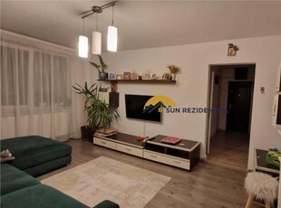 Brancoveanu - zona Izvoare - 4 camere etaj 1, cu centrala termica