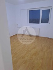 Vand apartament 2 camere Eroii Revolutiei