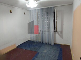 Vanzare apartament 4 camere decomandat Oltenitei - Sudului