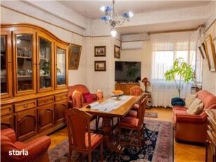 Vanzare apartament 4 camere ultracentral Universitate Hristo Botev