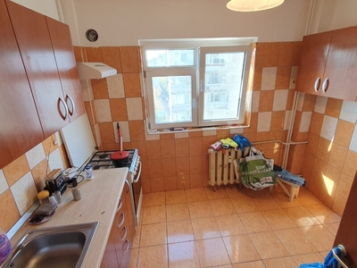 Apartament 2 camere Drumul Taberei, Bd.1 Mai, etajul 9/10