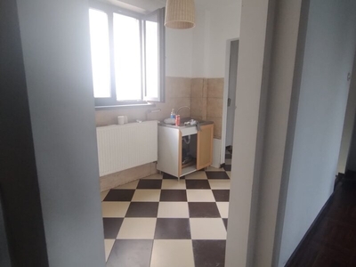 Apartament 2 camere Ferdinand (Gara de Est), proprietar