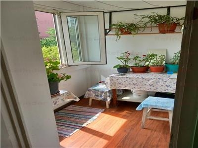 Apartament 3 camere Dristor, bloc 1984, etj 2/8, la 5 min de metrou Dristor, 2 bai, balcon inchis