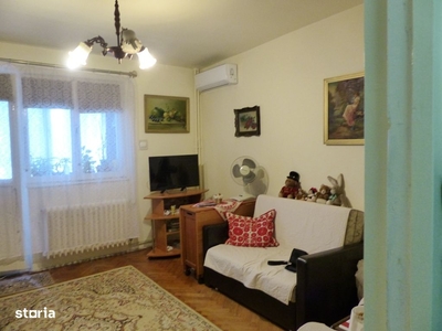 De vanzare apartament 3 camere, Targu-Mures, Zona Dambul Pietros